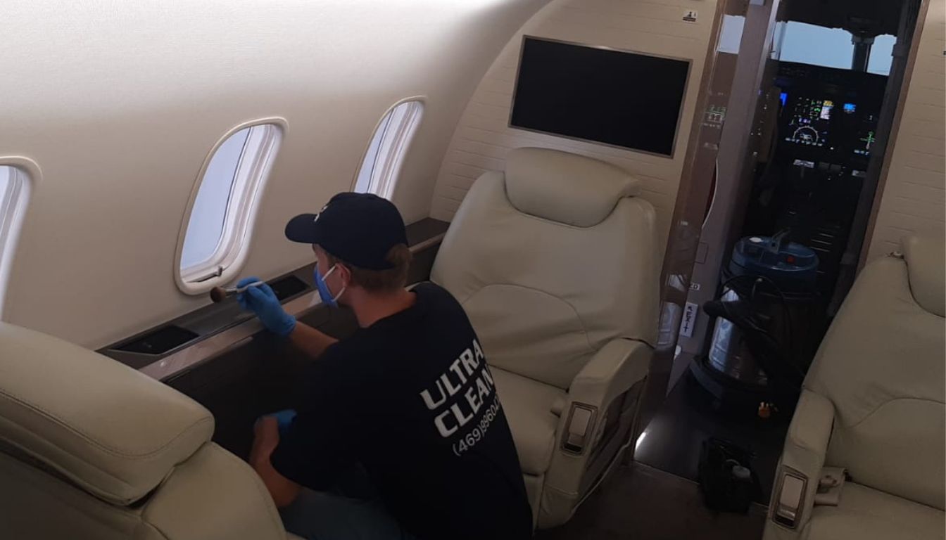 Aircraft-Main-Cabin-Restoration