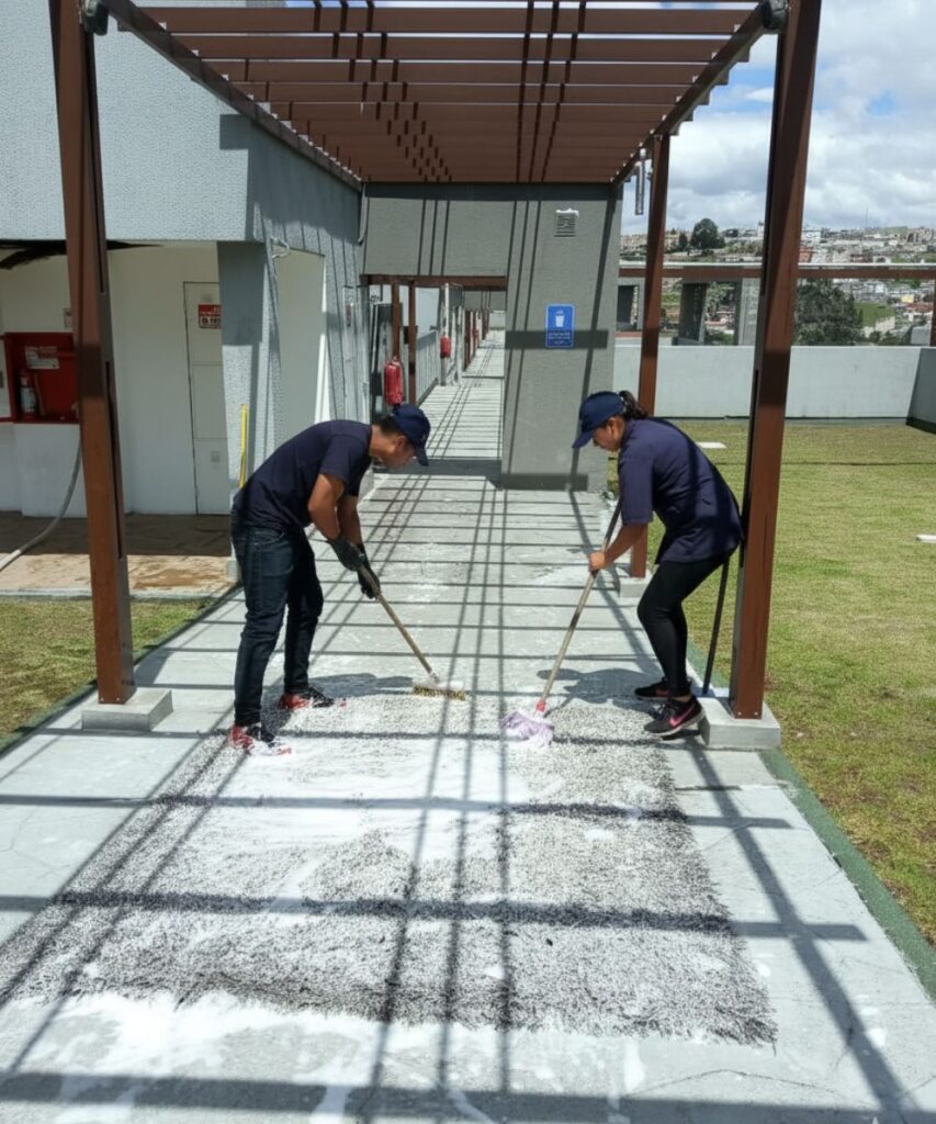 Professional-building-cleaning