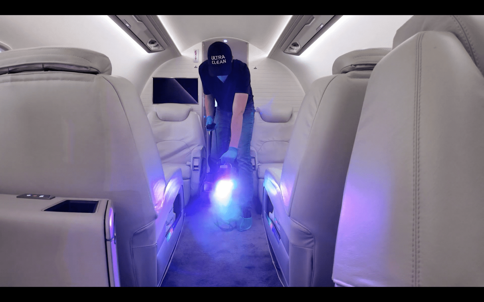 Aircraft UV Disinfection & Sanitation